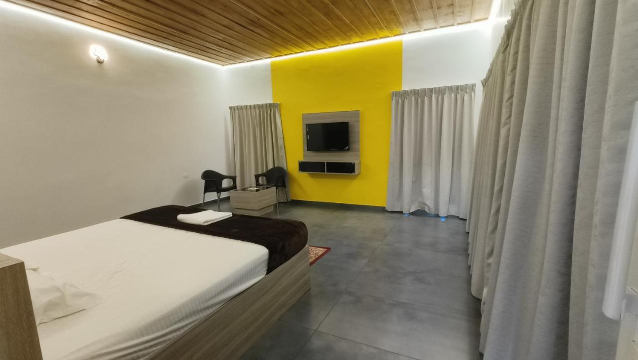 Kanthalloor Happy Holidays Resort מראה חיצוני תמונה