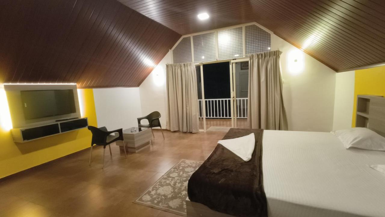 Kanthalloor Happy Holidays Resort מראה חיצוני תמונה
