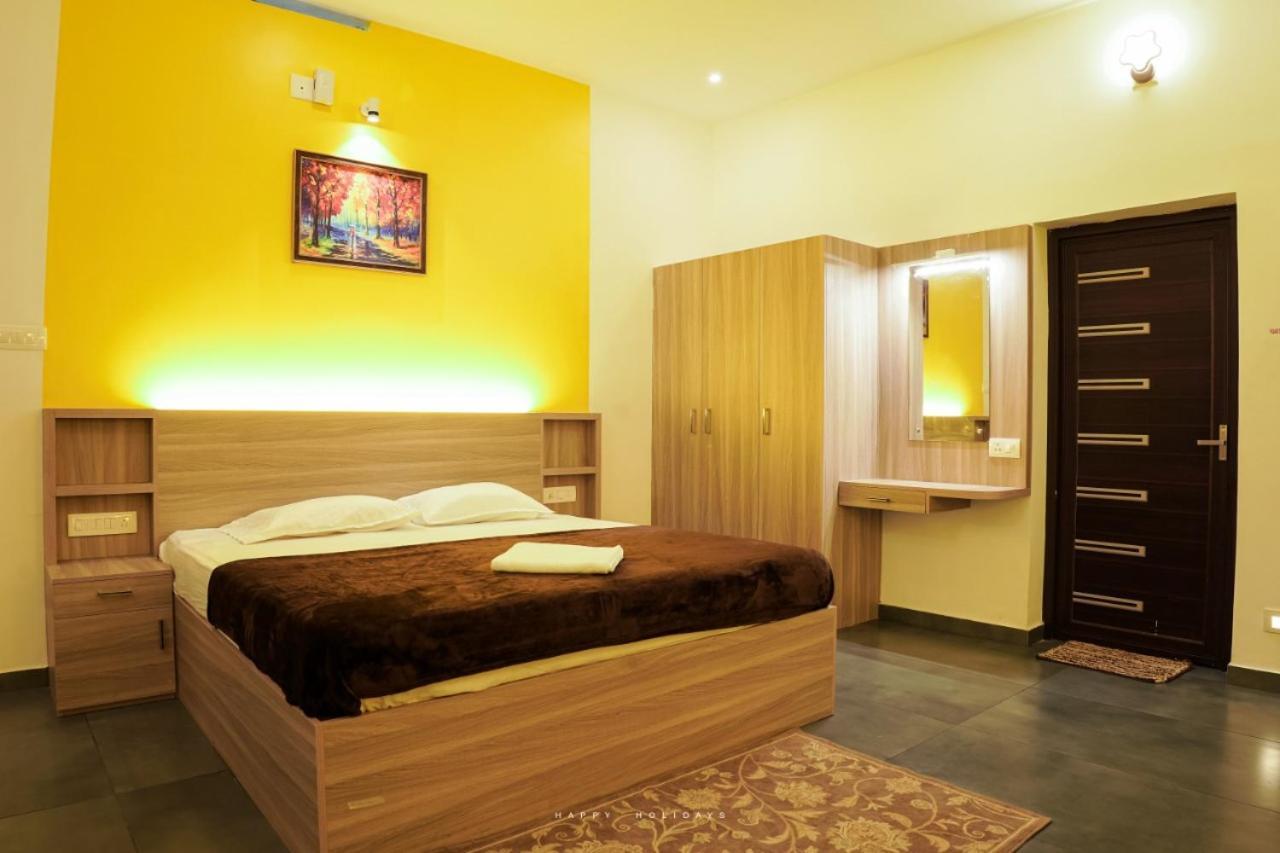 Kanthalloor Happy Holidays Resort מראה חיצוני תמונה